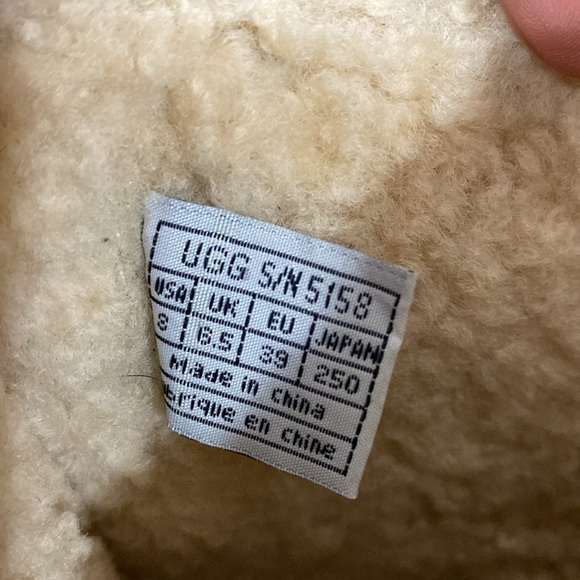 UGG Surfcat Suede Lace Up Boot Black 8 - Picture 7 of 8